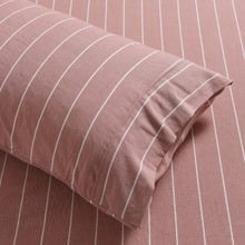 Zinnia Yarn-Dyed Washed Cotton Standard Pillowcases (Set of 2)